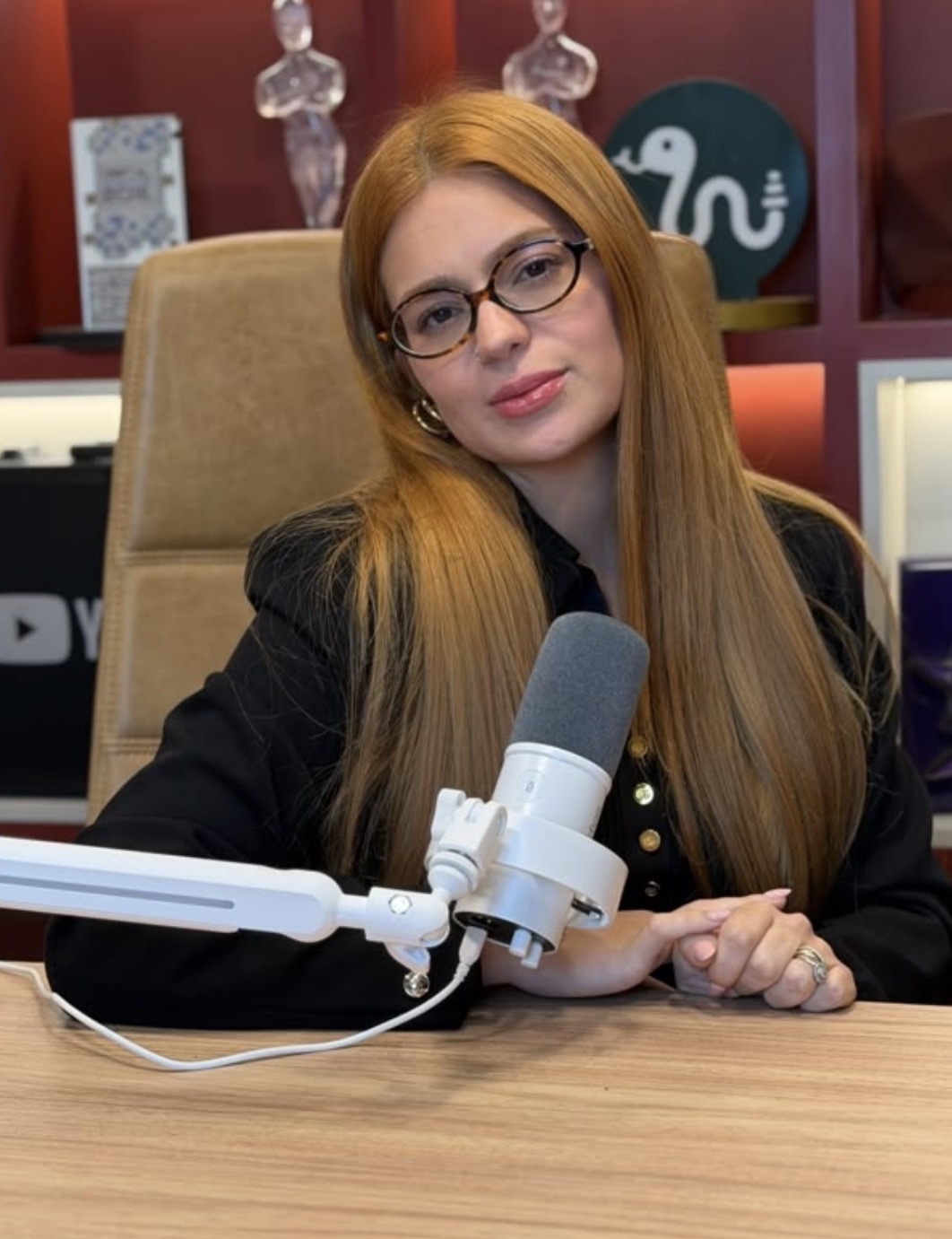 Viih Tube gravando em seu estúdio